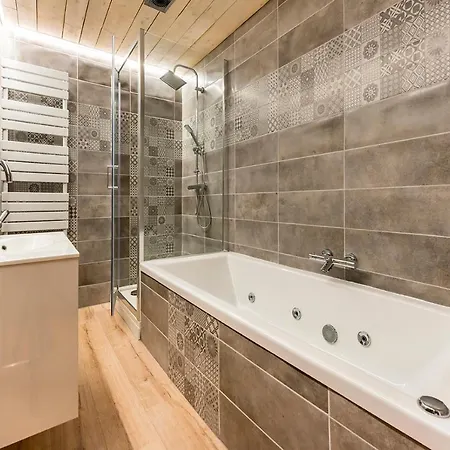 Cosy With Sauna Near River *