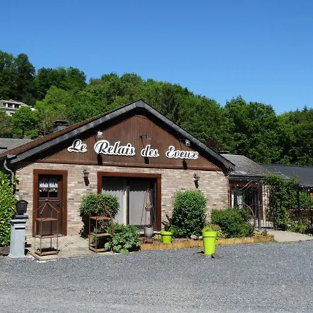 Prázdninový dům Cosy With Sauna Near River *