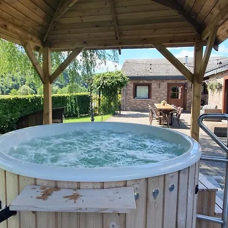 Cosy With Sauna Near River ラ・ロシュ・アン・アルデンヌ