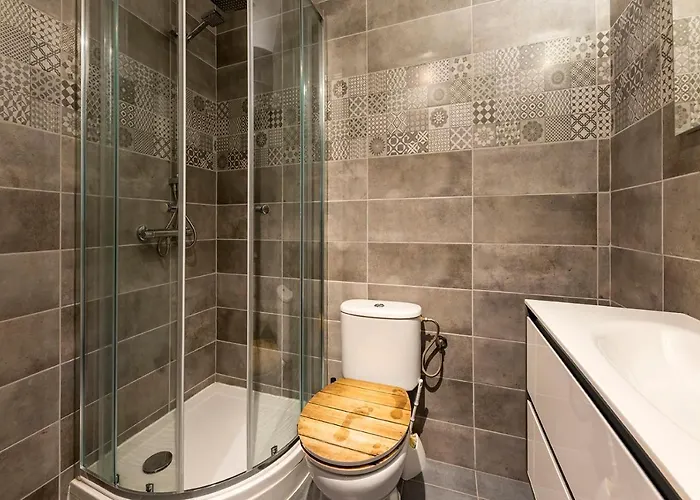 Cosy With Sauna Near River *