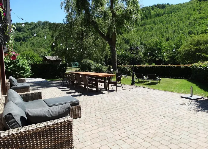 Hébergement de vacances Cosy With Sauna Near River