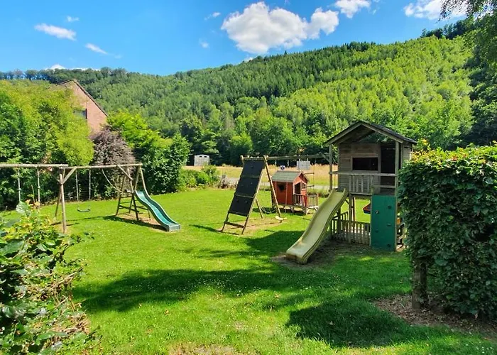 Cosy With Sauna Near River